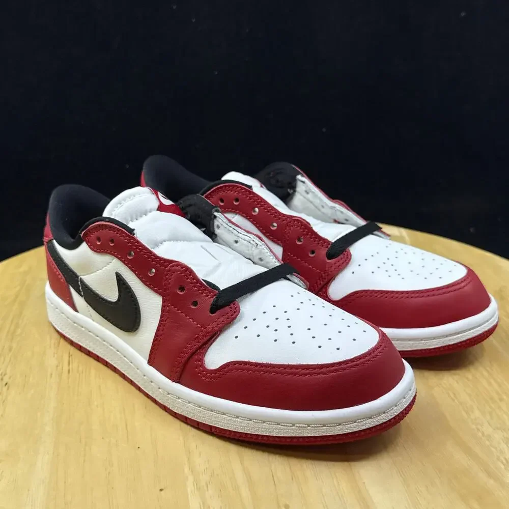 Nike Air Jordan Kids 1 Low Size 2.5y Chicago HQ6996-600 Red White Black New